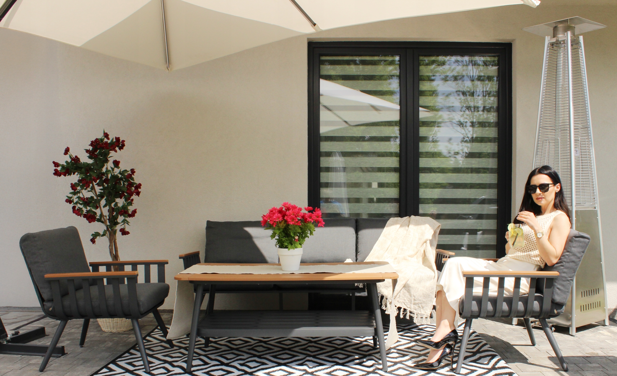 Набір Алюмінієвих Меблів (3-Місний Диван + 2 Крісла + Стіл) Сірий + Сірі Подушки